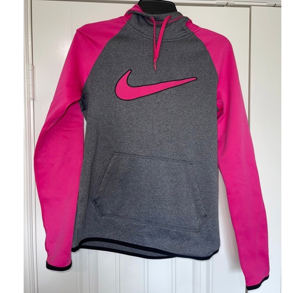 Women’s Nike Therma-Fit Hoodie Size XS